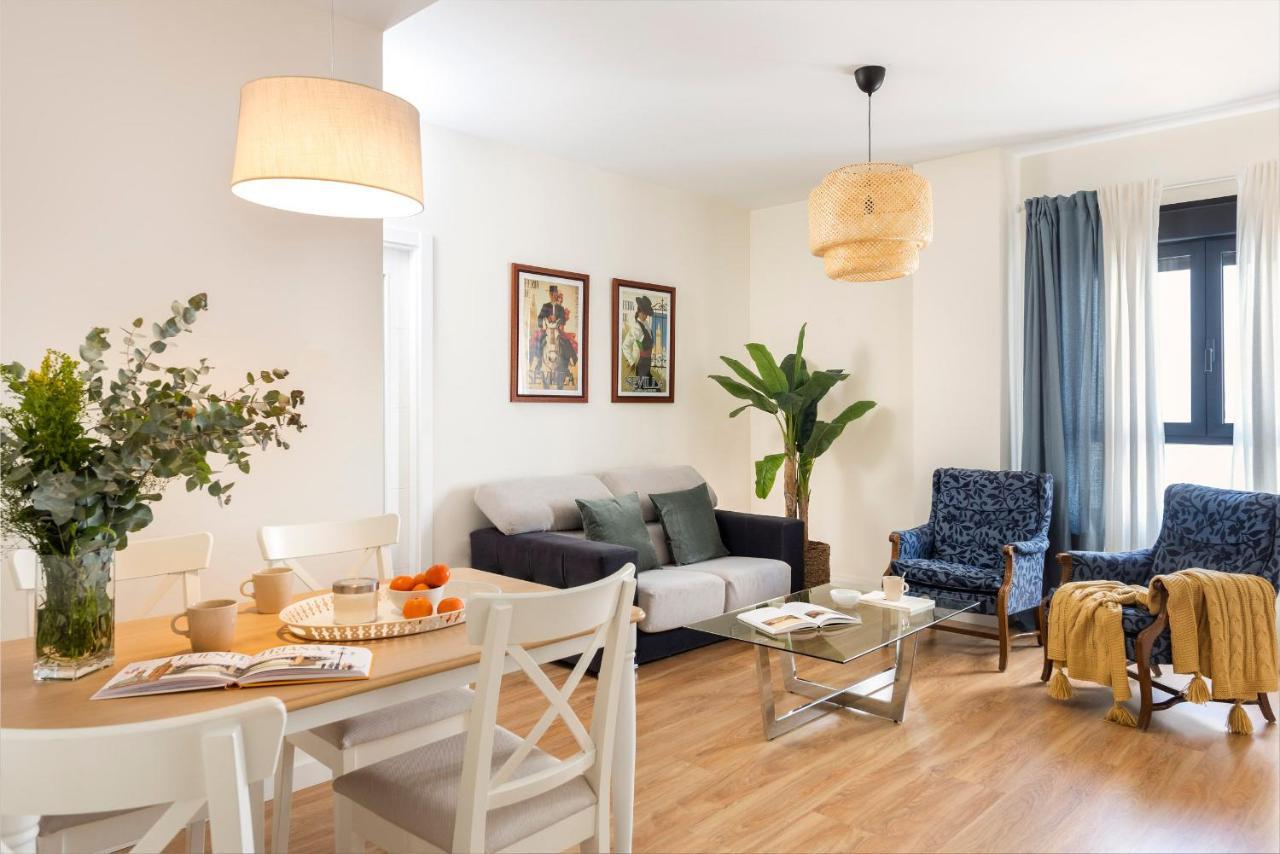 Deluxe Astoria Triana II Acogedor Y Tranquilo Lägenhet Sevilla Exteriör bild